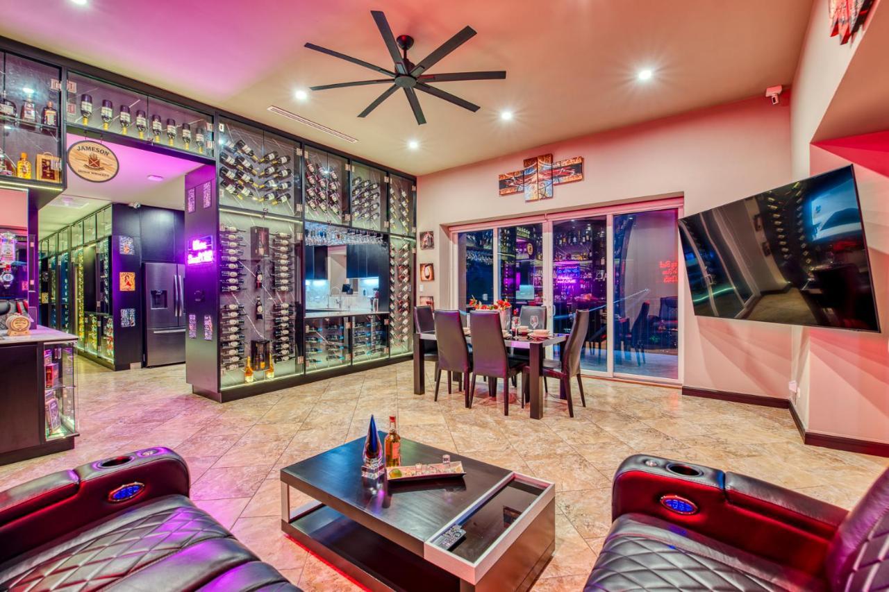 Secretjaco - Luxury Beach Front Penthouse With Pool & Jacuzzi Exterior photo